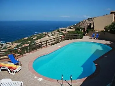 Villa Sleeps 6 Pool