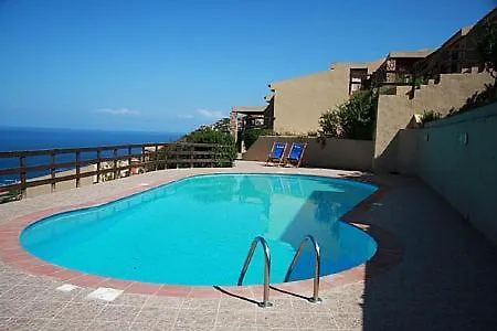 Sleeps 6 Pool * Costa Paradiso